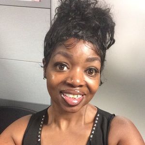 Meet your Posher, Davida